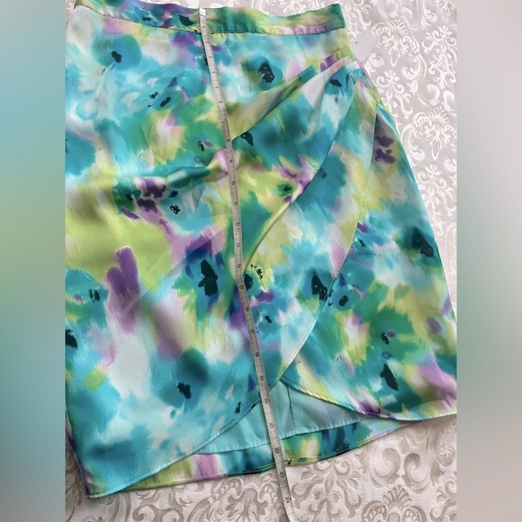 Spring colorful skirt! ๐บ๐๐ - Picture 8 of 10